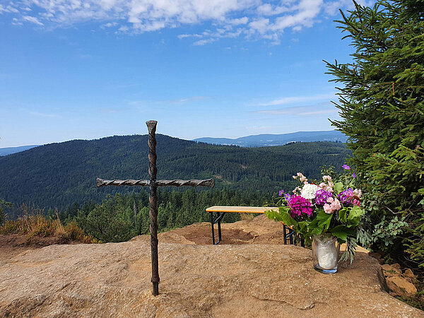 Kreuz auf dem Silberberg (Foto: Heiko Hermann)