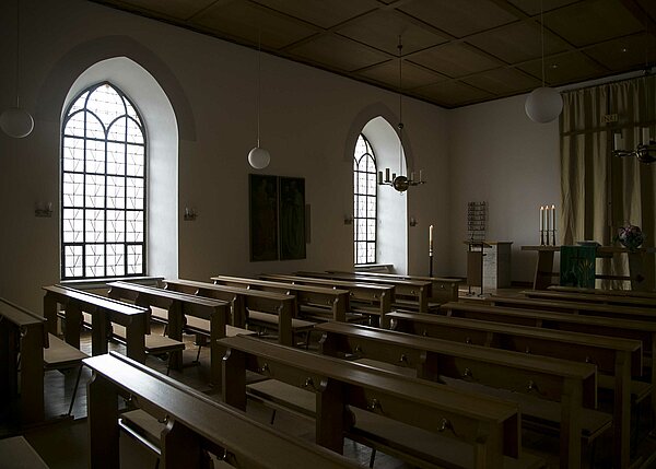 Bild: Die Friedenskirche in Waldsassen, unbeleuchtet von innen.