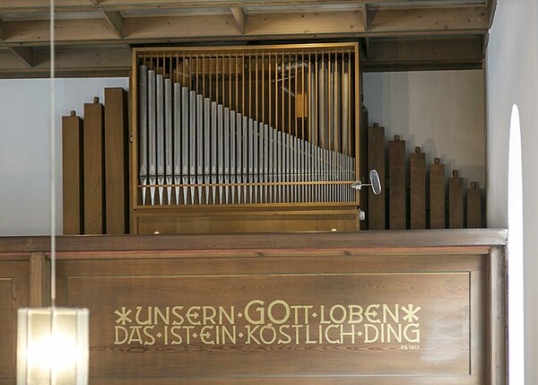Bild: Die Orgel der Erlöserkirche in Wernberg Köblitz.