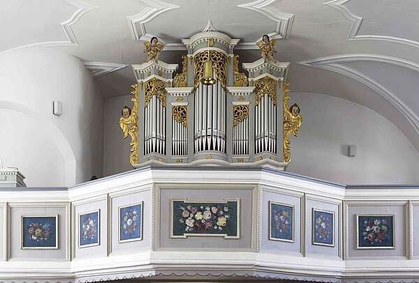 Bild: Die Orgel der St. Dionysius Kirche in Neunkirchen.