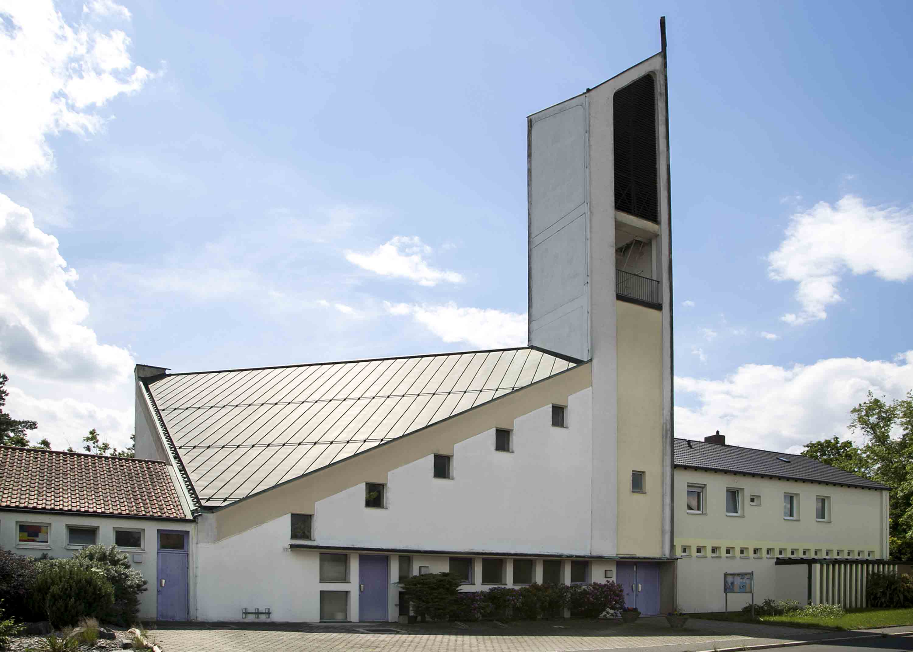 Die St. Markus Kirche in Weiden von außen